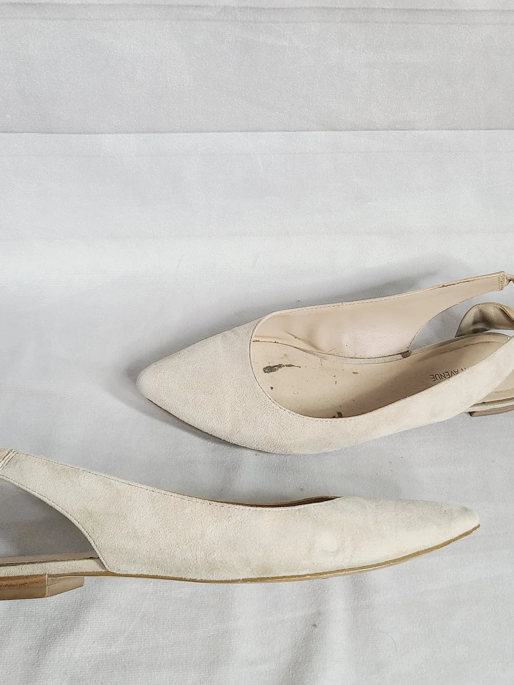 Saks Fifth Ave Women's Slingback Pointed Toe Flats in Ivory